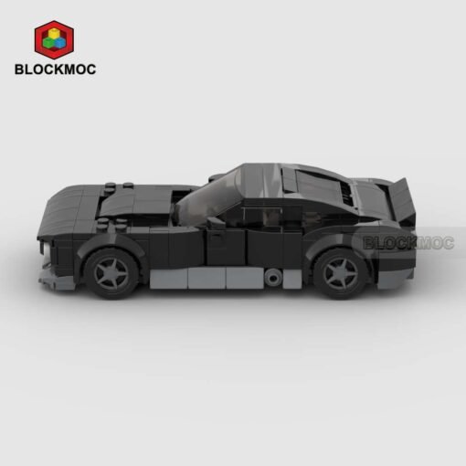 Aston Martin Victor - Image 2