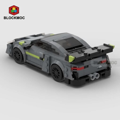 Porsche 911 GT2 RS - Image 2
