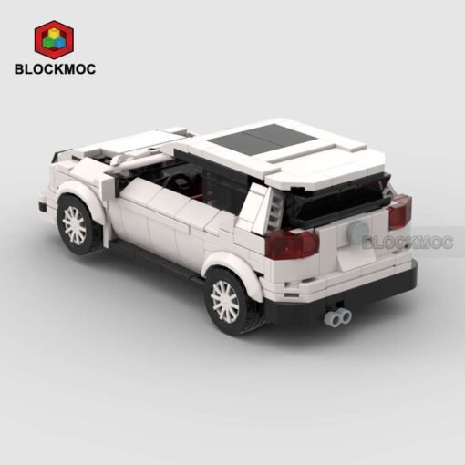 White Sports Car - Image 2