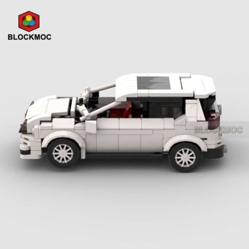 White Sports Car - Image 3