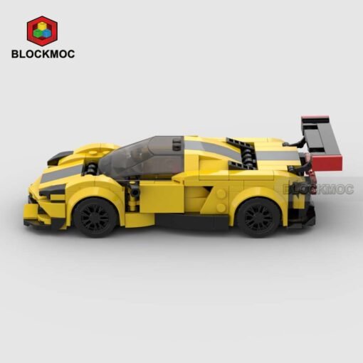 Chevrolet C8R - Image 3